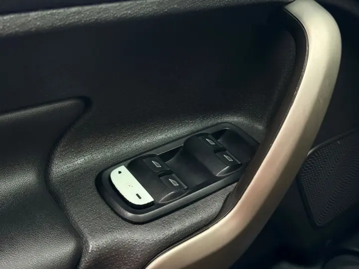 FIESTA 1.6 SE Hatch 16V