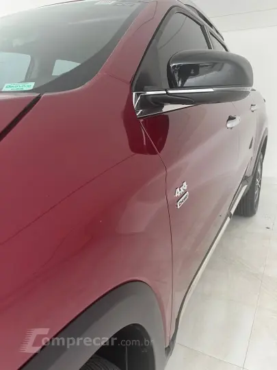 TORO 2.0 16V Turbo Volcano 4X4