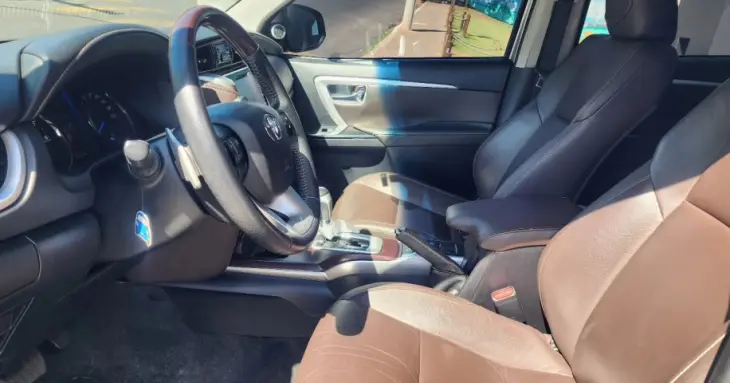 HILUX SW4 2.8 SRX 4X4 7 Lugares 16V Turbo Intercooler