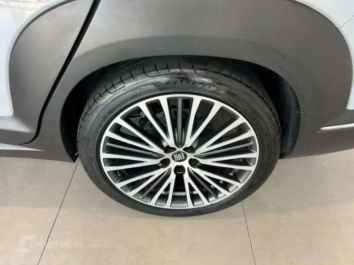 FASTBACK LIMITED ED.1.3 270 T.FLEX AUT.