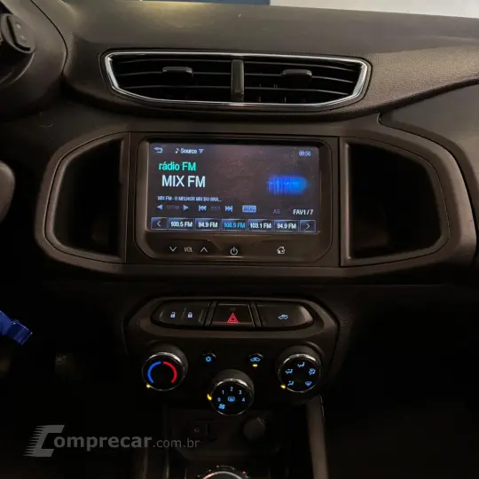 ONIX HATCH LT 1.4 8V FlexPower 5p Mec.