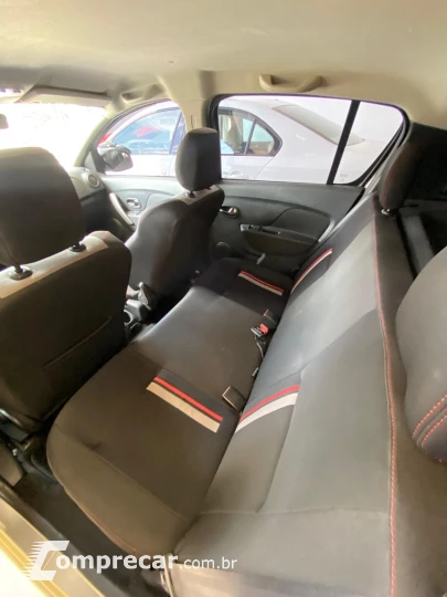 SANDERO 2.0 RS 16V