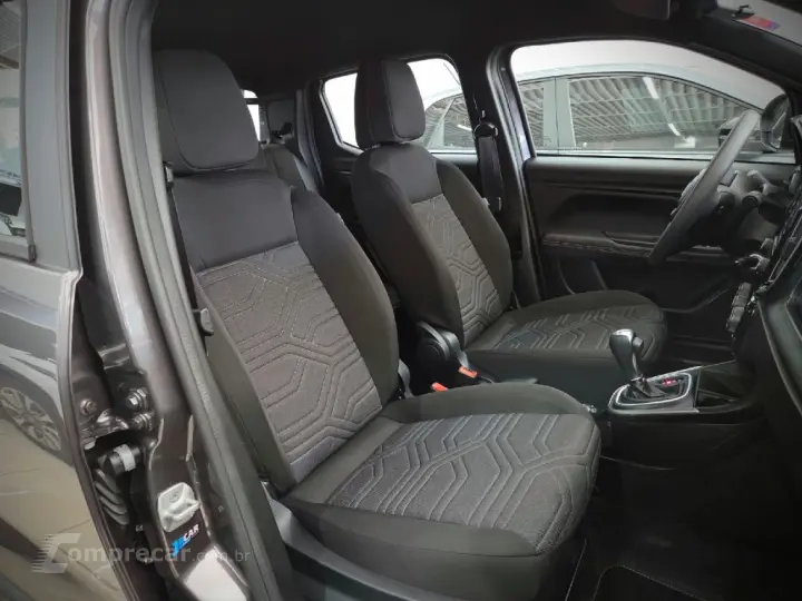 STRADA VOLCANO 1.3 FLEX 8V CD AUT.