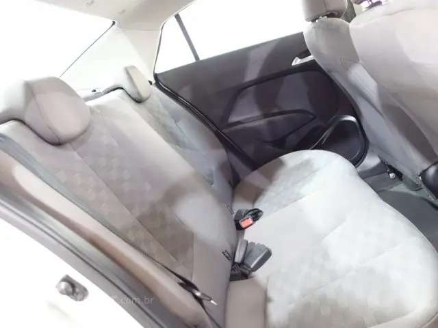 HB20S - 1.6 COMFORT PLUS 16V 4P MANUAL