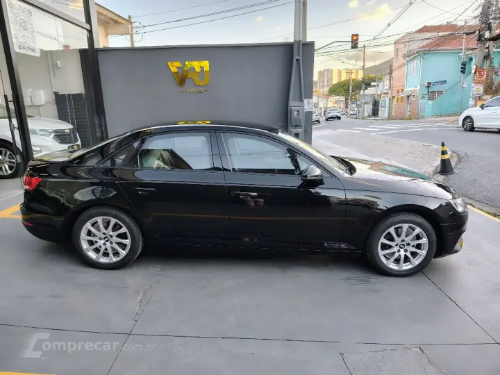 A4 Attraction 2.0 TFSI 190cv S tronic