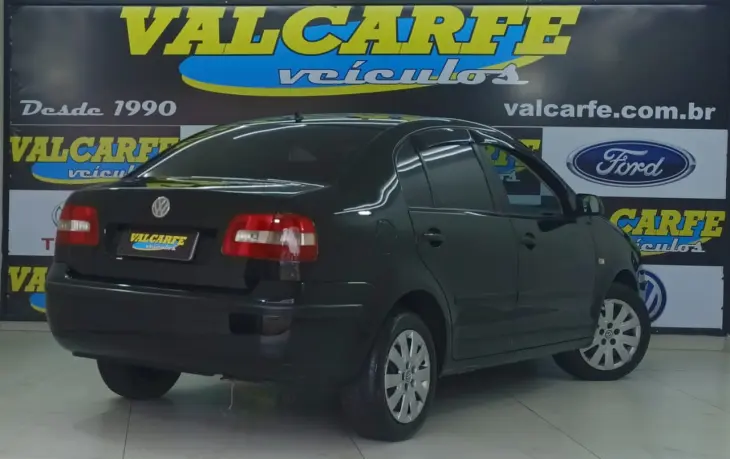POLO SEDAN 1.6 MI 8V