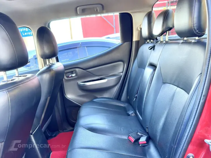 L200 TRITON 2.4 16V TURBO DIESEL SPORT HPE TOP CD 4P 4X4 AUT