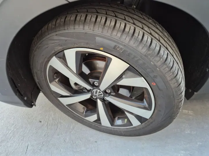 Nivus 1.0 4P FLEX 200 TSI HIGHLINE AUTOMÁTICO