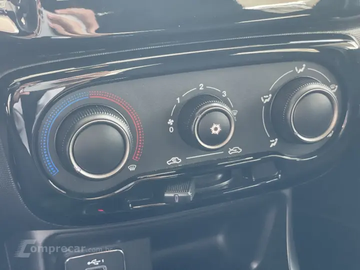 STRADA VOLCANO 1.3 FLEX 8V CD AUT.