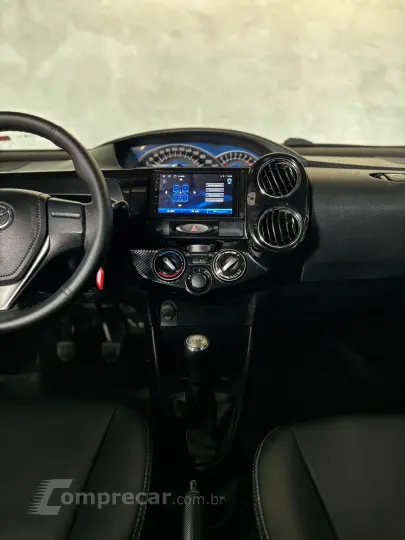 ETIOS 1.5 XLS Sedan 16V