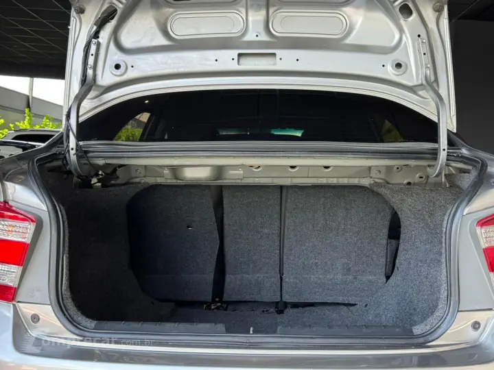 CITY 1.5 LX Sedan 16V