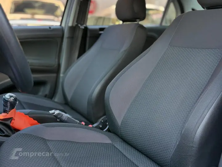 VOYAGE 1.0 12V MPI Totalflex