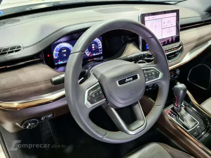 COMMANDER OVERLAND T270 1.3 TB FLEX AUT