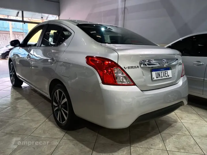 Versa SL 1.6 Automático