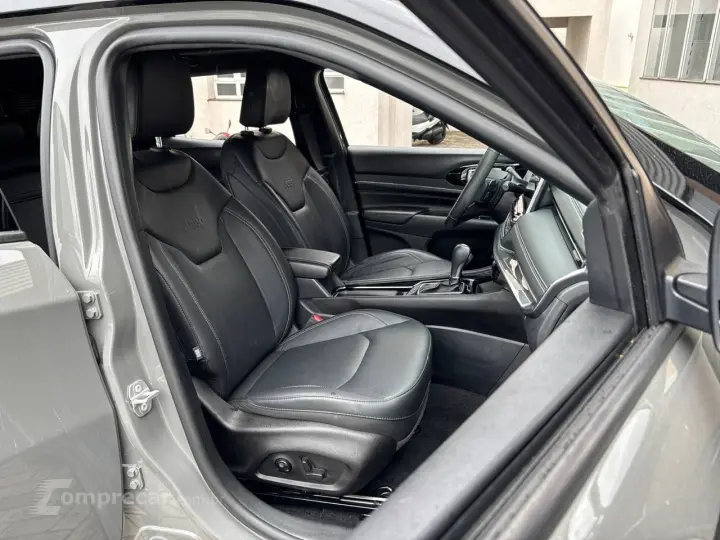 COMPASS S T270 1.3 TB 4x2 Flex Aut.