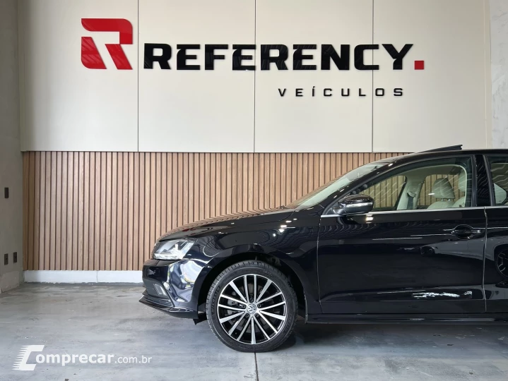 JETTA 2.0 TSI HIGHLINE 211CV GASOLINA 4P TIPTRONIC