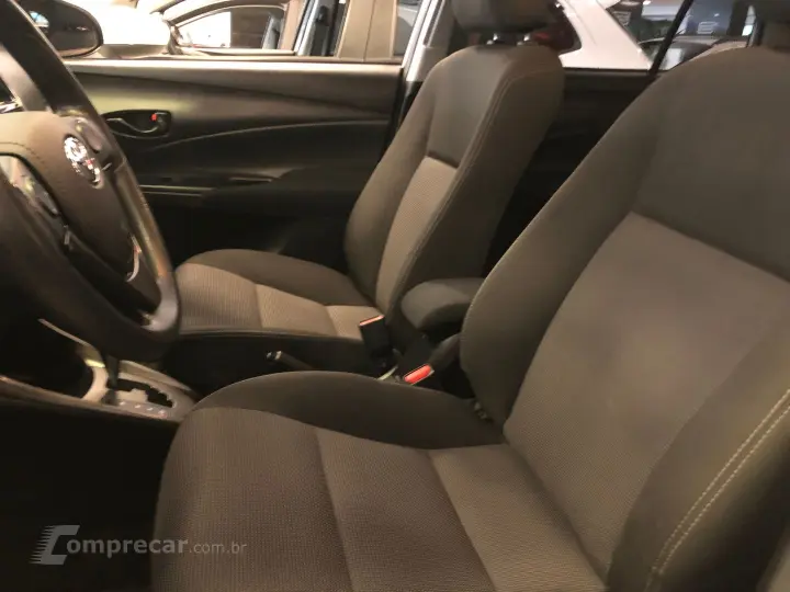 Yaris 1.5 16V Flex Sedan Xl Multidrive