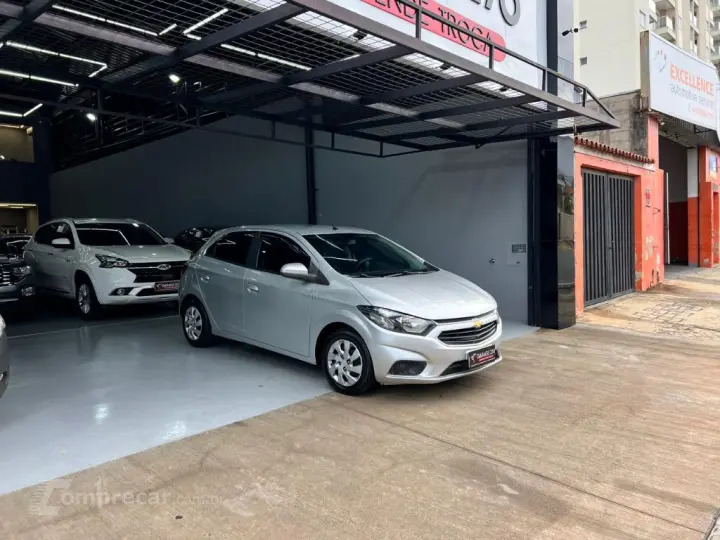 ONIX HATCH LT 1.0 8V FlexPower 5p Mec.