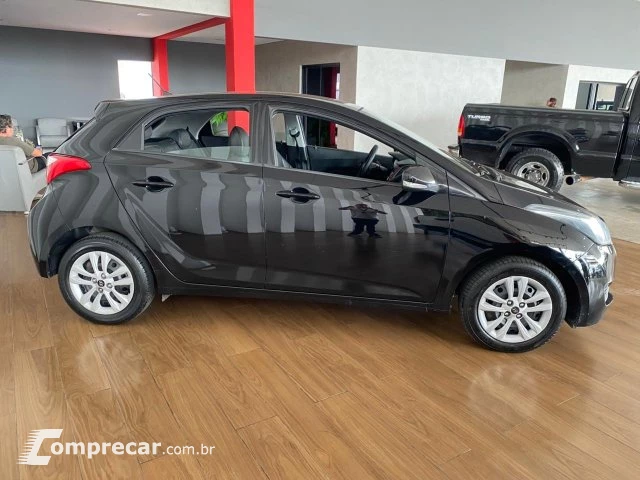 HB20 - 1.0 COMFORT PLUS 12V 4P MANUAL