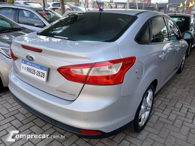 FOCUS SEDAN - 2.0 SE SEDAN 16V 4P POWERSHIFT