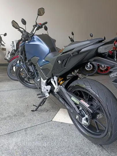 CB 300F Twister Flex