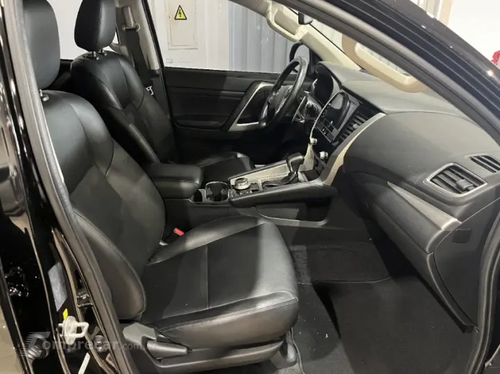 PAJERO SPORT 2.4 16V Mivec Turbo HPE AWD