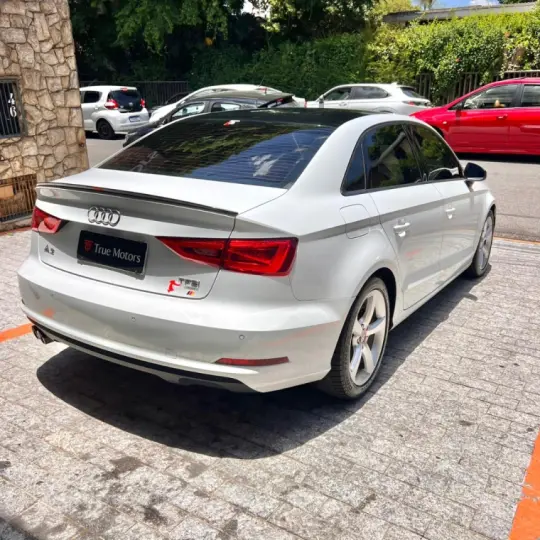A3 1.4 TFSI Sedan Ambiente 16V