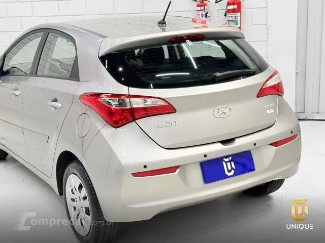 HB20 - 1.6 COMFORT PLUS 16V 4P AUTOMÁTICO