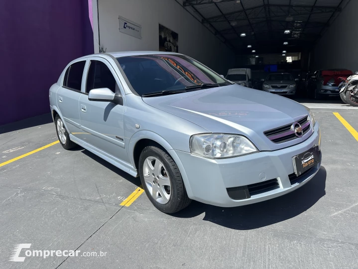 ASTRA 2.0 MPFI Advantage 8V