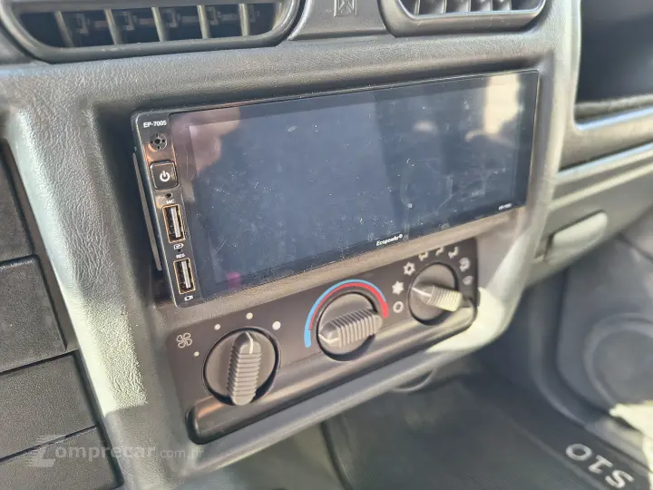 S10 2.4 MPFI Advantage 4X2 CD 8V