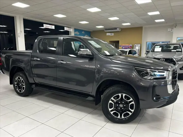 HILUX 2.8 D-4D TURBO DIESEL CD SRV 4X4 AUTOMÁTICO