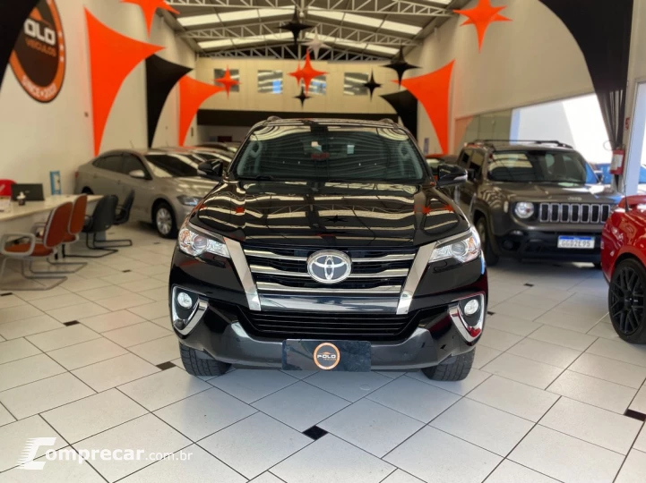 HILUX SW4 2.7 SR 7 LUGARES 4X2 16V TOYOTA