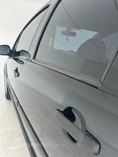 C3 1.4 I Exclusive 8V