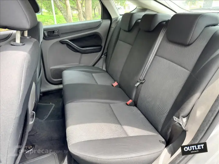 FOCUS 1.6 GL 16V FLEX 4P MANUAL