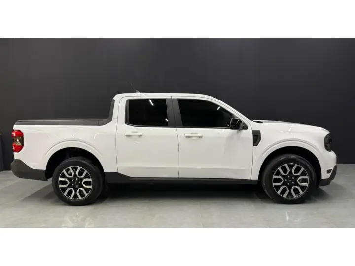 MAVERICK 2.5 HYBRID LARIAT e-CVT