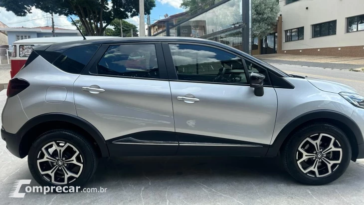 CAPTUR Iconic 1.3 TB 16V Flex 5p Aut.