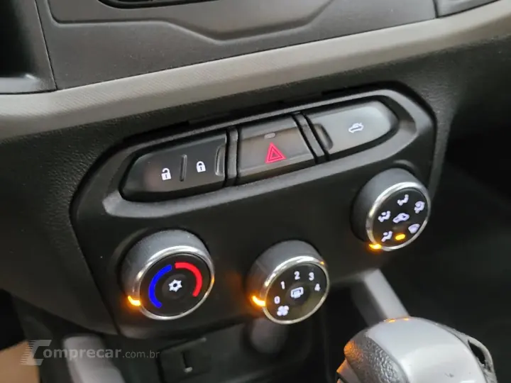 ONIX HATCH ADVANTAGE 1.4 8V Flex 5p Aut.