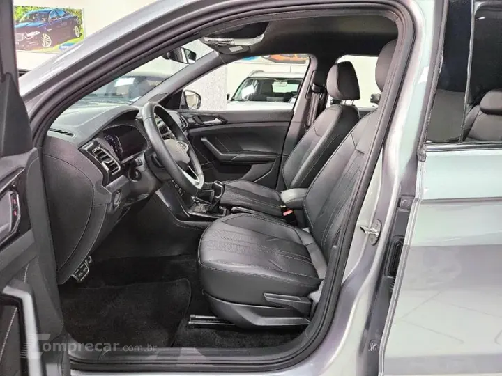 T CROSS HIGHLINE 250 TSI AUT