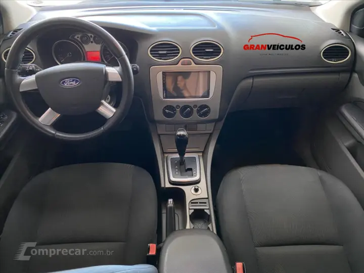 FOCUS 2.0 GHIA SEDAN 16V FLEX 4P AUTOMÁTICO