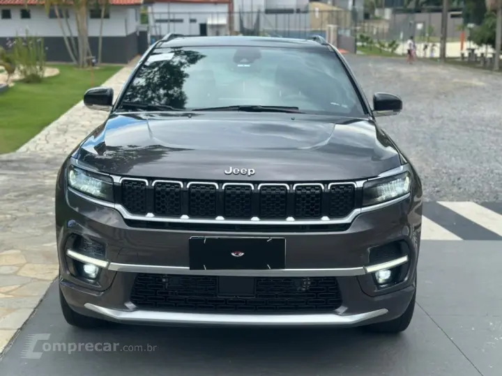 COMMANDER 1.3 T270 TURBO FLEX OVERLAND AT6