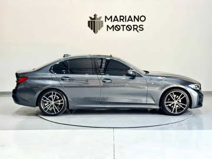 320i 2.0 16V TURBO GASOLINA M SPORT AUTOMÁTICO