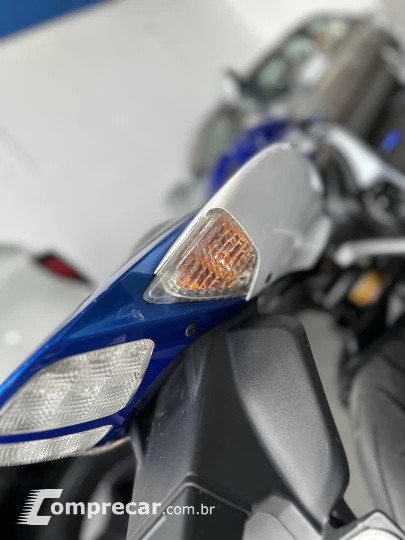 Gsx-R Sred 750