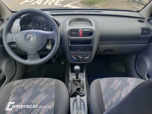 CORSA HATCH - 1.0 MPFI JOY 8V 4P MANUAL