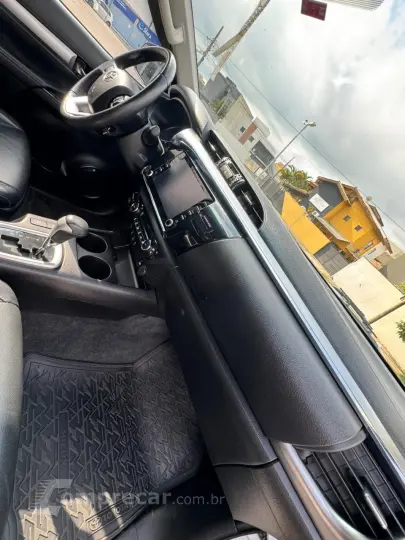 Toyota Hilux SRV CD 4x4 Diesel TDI AT