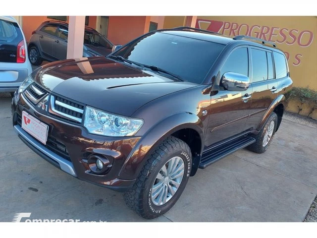 PAJERO - 3.5 HPE 4X4 7 LUGARES V6 24V 4P AUTOMÁTICO