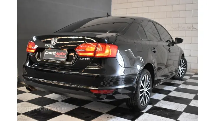 JETTA - 2.0 COMFORTLINE 4P MANUAL