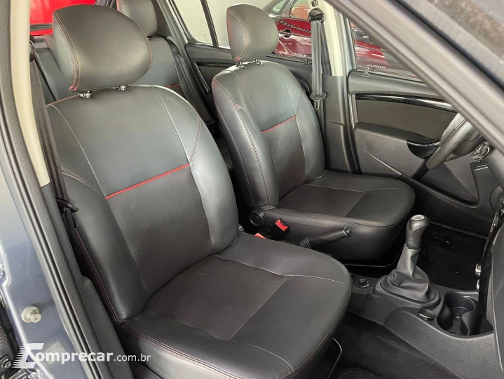 Sandero 1.6 STEPWAY 8V FLEX 4P MANUAL