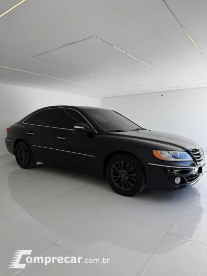 AZERA 3.3 MPFI GLS Sedan V6 24V