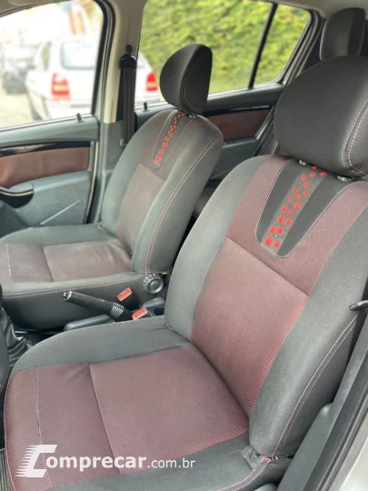 SANDERO 1.6 Stepway 8V