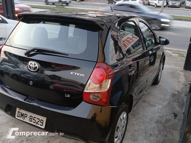 ETIOS HATCH - 1.3 X 16V 4P AUTOMÁTICO